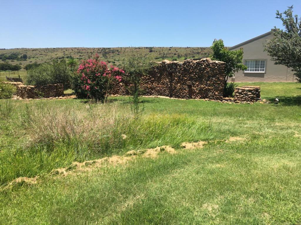Hotel Sanctuary Life Guest Farm Magaliesburg Esterno foto