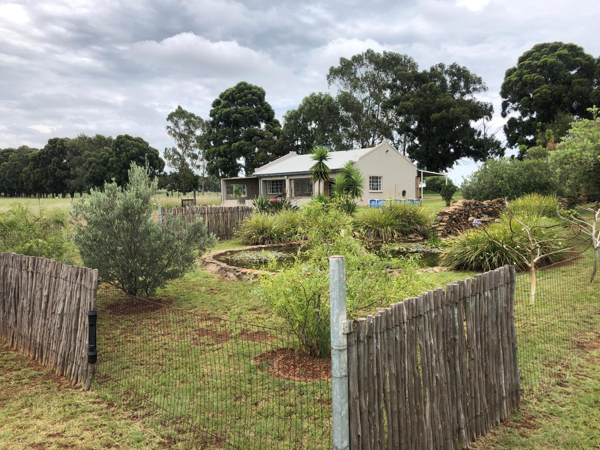 Hotel Sanctuary Life Guest Farm Magaliesburg Esterno foto