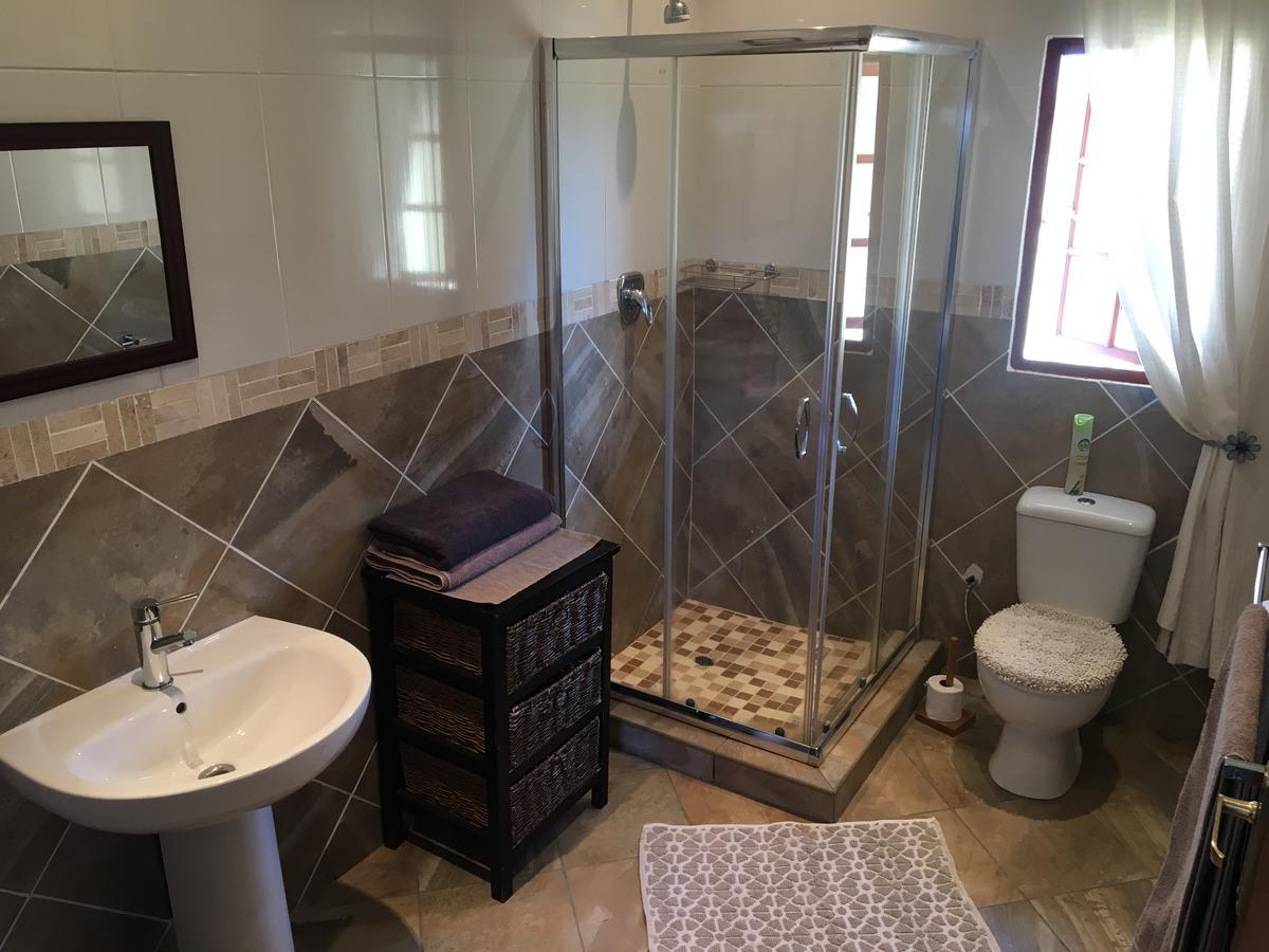Hotel Sanctuary Life Guest Farm Magaliesburg Esterno foto